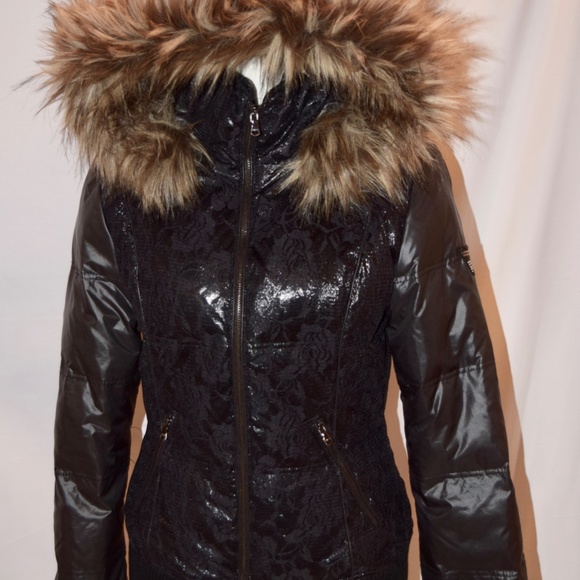 Guess Women's Coat - Picture 6 of 9